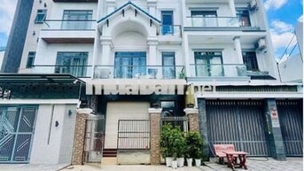 CHO THUÊ NHÀ TRỆT 3 LẦU VỊ TRÍ ĐẸP, MỚI - FULL MÁY LẠNH - KDC NAM LONG