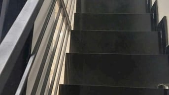 MBKD (43m2)+ 2p ngủ trên lầu đường Cô Giang-P.Cầu Kiệu -giá 14,5tr/th