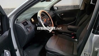 Volkswagen Polo 1.6 AT 2016 Bạc