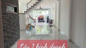Bán nhà mặt tiền Nguyễn Đình Chiểu trung tâm BMT