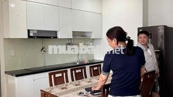 Cho thuê ở ngay căn CC Topaz Elite 3pn2wc đầy đủ nội thất chỉ 15tr
