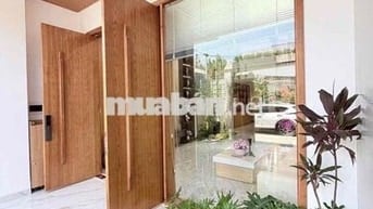 Cho thuê nhà 3 tầng 3pn/4wc hoà xuân sát chú ếch con