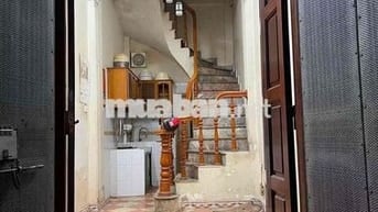 Cho thuê phòng trọ khép kín 20m2 tại Khương Đình