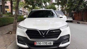 VinFast Lux SA 2.0 Turbo Plus 2022 Trắng