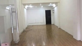 CHO THUÊ NHÀ 1076 CÁCH MẠNG THÁNG 8  _ QUẬN TÂN BÌNH  _ Vị trí đẹp,