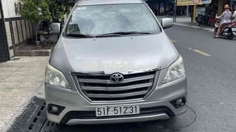 Toyota Innova 2015 Số sàn Bạc