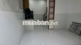 Chỉ 790tr Nhà 21m2 thổ cư đường TCH 34, ngay sân bóng Quang Trung ạ!