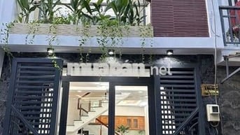 CẦN BÁN CĂN NHÀ TỰ TAY THIẾT KẾ, VÌ LÍ DO ĐI NƯỚC NGOÀI, NHÀ MỚI ĐẸP.