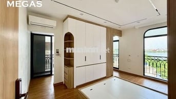 1n1k view hồ tây oto dỗ cửa gần lotte tây hồ nhà mới