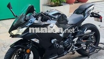 Kawasaki Ninja N4