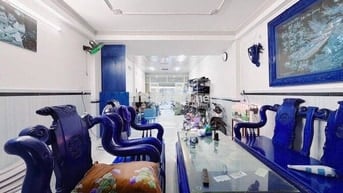 Bán nhà hẻm xe hơi Quận 7, 4.2x24m, 4 tầng, ô tô ngủ nhà, chỉ 8.x tỷ