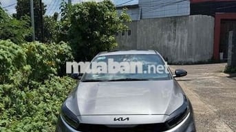 Kia K3 Premium 2022 Xám