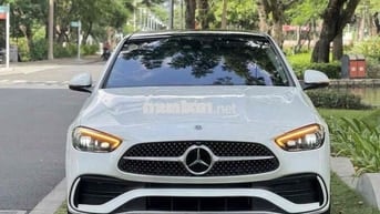 Mercedes Benz C300 AMG V1 2022 Trắng 26.000km
