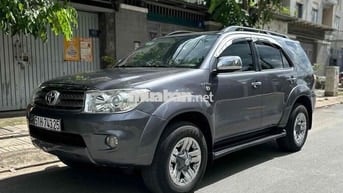 Toyota Fortuner 2010 Xăng Xám