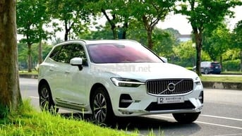 Volvo XC60 B6 Mild Hybrid 2024 Trắng