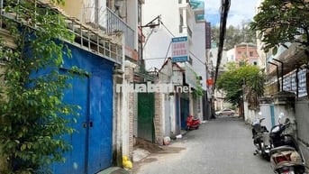 Cho thuê nhà Huyền Quang Q1 9pn giá tốt