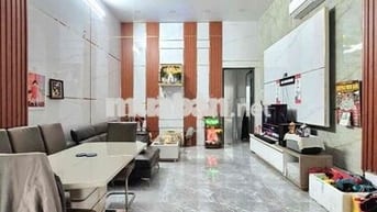 Nguyên căn 5x20 có máy lạnh phòng khách nhà y hình