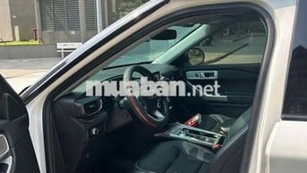 Ford Explorer 2023 7 chỗ Trắng 30000 km