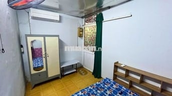 Phòng trọ Quận 3 - Tiện Nghi - Nội thất cơ bản  - Nhà vệ sinh riêng