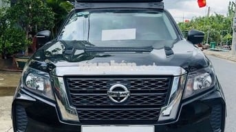 Nissan Navara 2023 1 cầu Đen 20.000km