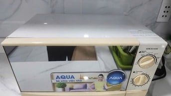 [Quận 6] Thanh lý lò vi sóng Aqua AEM-S2195W 19 lít. Giá: 350k