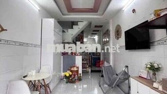 NHÀ NGAY CHỢ CẦU ĐỒNG NGÃ 4 GA 6,5 TRIỆU FULL NỘI THẤT