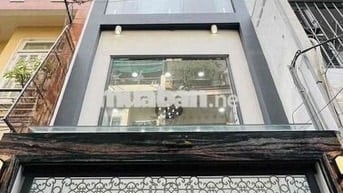 CMT8 Q3 – 36m² – 5 tầng – Thang máy – 3PN/3WC – Hoàn công đủ – 9 tỷ