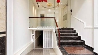 MẶT BẰNG MỚI XÂY  NGAY MẶT TIỀN ĐƯỜNG, CÓ THỂ LÀM 1PN + VP