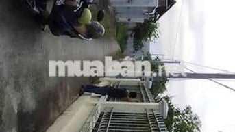 Cho thuê nhà cấp 4 hẻm cạnh Trạm Y tế xã Tân Ân – Ở hoặc làm kho đều p