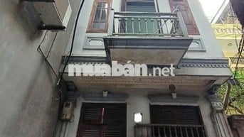 Cho thuê nhà 5 tầng ngõ chợ 8/3