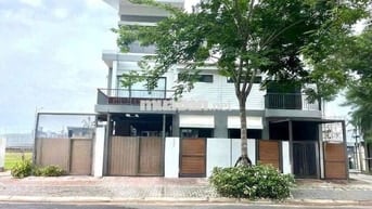 CHO THUÊ NHÀ TRỆT 2 LẦU MỚI 100 % KDC NAM LONG 3