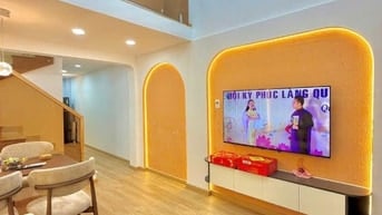 Bán nhà mới 4phòng ngủ, 3tầng Xô Viết Nghệ Tĩnh Hàng Xanh hh 100 triệu