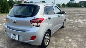 Hyundai Grand i10 1.0 Số sàn Bạc