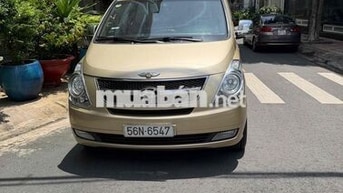 Hyundai Starex 2009...9 chỗ Số sàn Vàng cát
