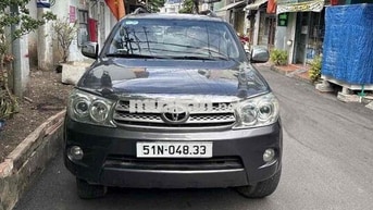 Toyota Fortuner 2009 Xám 8 chỗ