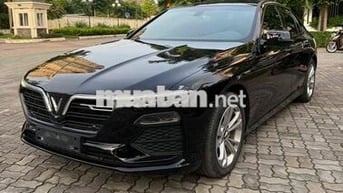 VinFast Lux A2.0 Turbo Đen 5 chỗ Xăng