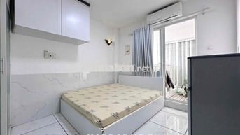 Căn hộ mini Thang máy mặt tiền gần Đại học Y Dược Q5 kế cầu Chà Và