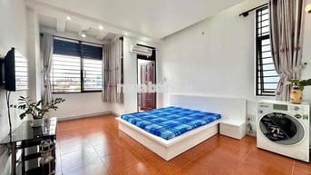 Phòng tách bếp Ban công 35m2 kế cầu Chữ Y sát Sư Phạm Q5