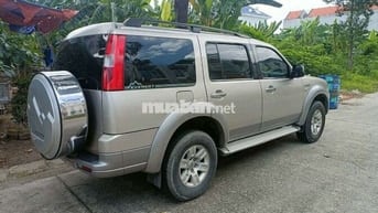 Ford Everest Số tự động Máy dầu Vàng cát