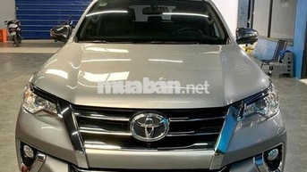 Toyota Fortuner 2.7 AT 4x2 Bạc