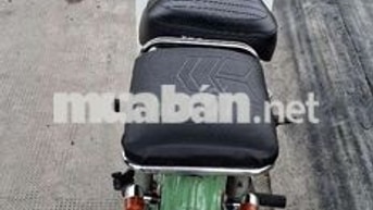 Honda Cub 2024 Xanh lá Kim loại, nhựa
