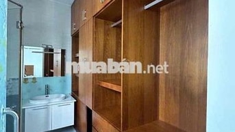Tìm nữ ở ghép phòng trong nhà nguyên căn