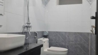 Nhà đẹp long lanh ngõ Bạch Mai, giá 24.5 tỷ, 70m2x5T, KD lớn 