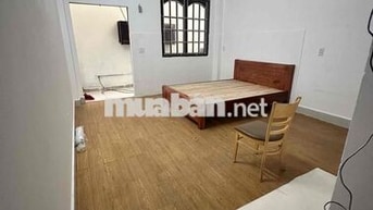 Phòng Lớn Ngay Đại Học Văn Lang ( phòng thật giá thật)