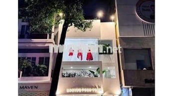 Shop MT 333 Võ Văn Tần, Q3. Dt: 6x10m, Kc: trệt 2 lầu. Gía: 55tr