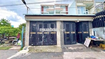 Chính chu chuyển chổ ở cần bán nhà ở Chợ Đông Hoà, sát Uỷ Ban Đông Hoà