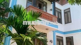 cho thuê nhà sân vườn đẹp hoà xuân