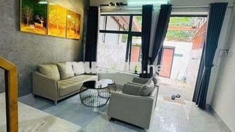 🏡🏡Cho thuê nhà 2 tầng mặt tiền Nguyễn Hữu Hào - Nam Việt Á