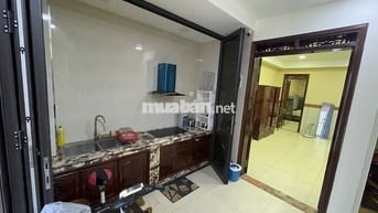 [Chính Chủ] cho thuê căn hộ mini Quận 10, 127m2, 2PN, 2WC, thang máy.