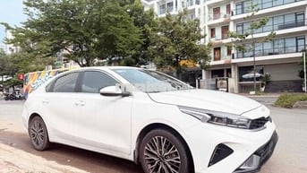 Kia K3 1.6 Premium 2022 Trắng 5 chỗ